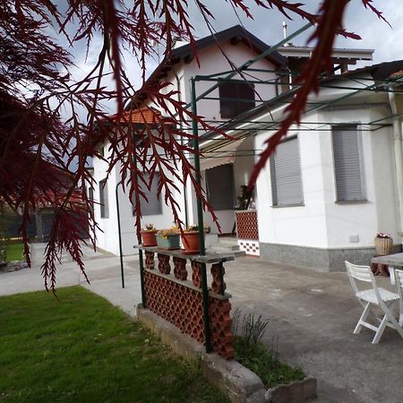 Casa Vacanze Terra Di Mezzo Invorio Inferiore Exterior foto